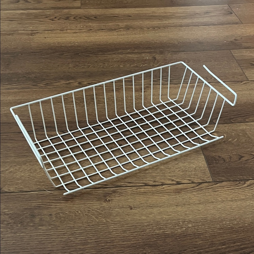 Under Shelf Hanging Wire Storage Basket